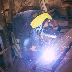 резка швеллера